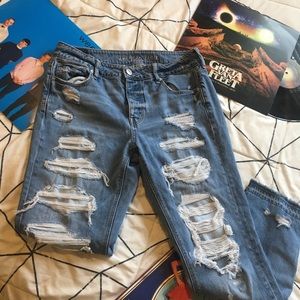 2 for $10. AE Tomgirl Jeans!!!